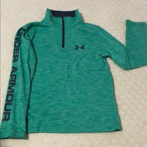 UA half zip up